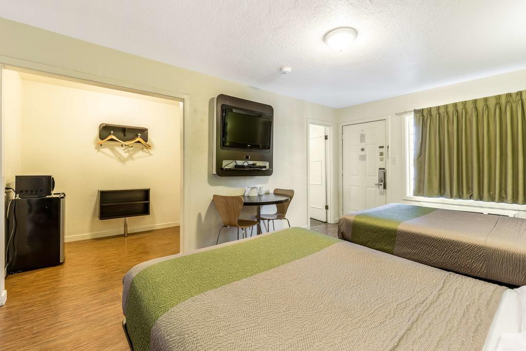Motel 6 סן רפאל מראה חיצוני תמונה